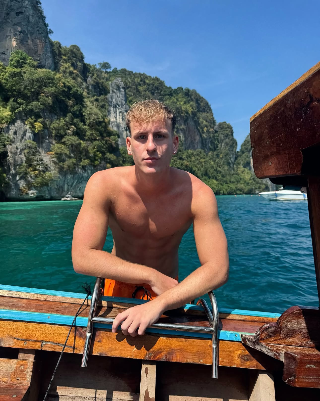 Yannis Schneider travelling in Thailand